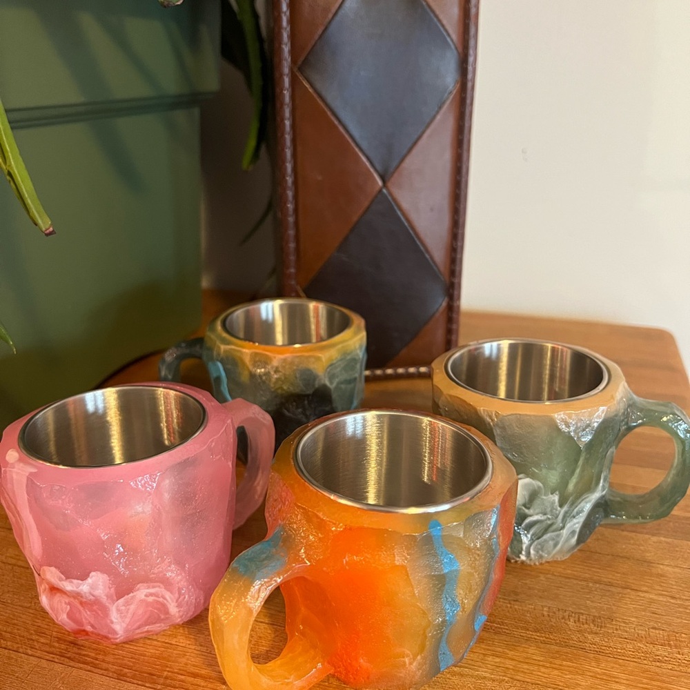Set of 4 Resin Crystal Coffee Mugs – Insulated Stainless Steel Cups